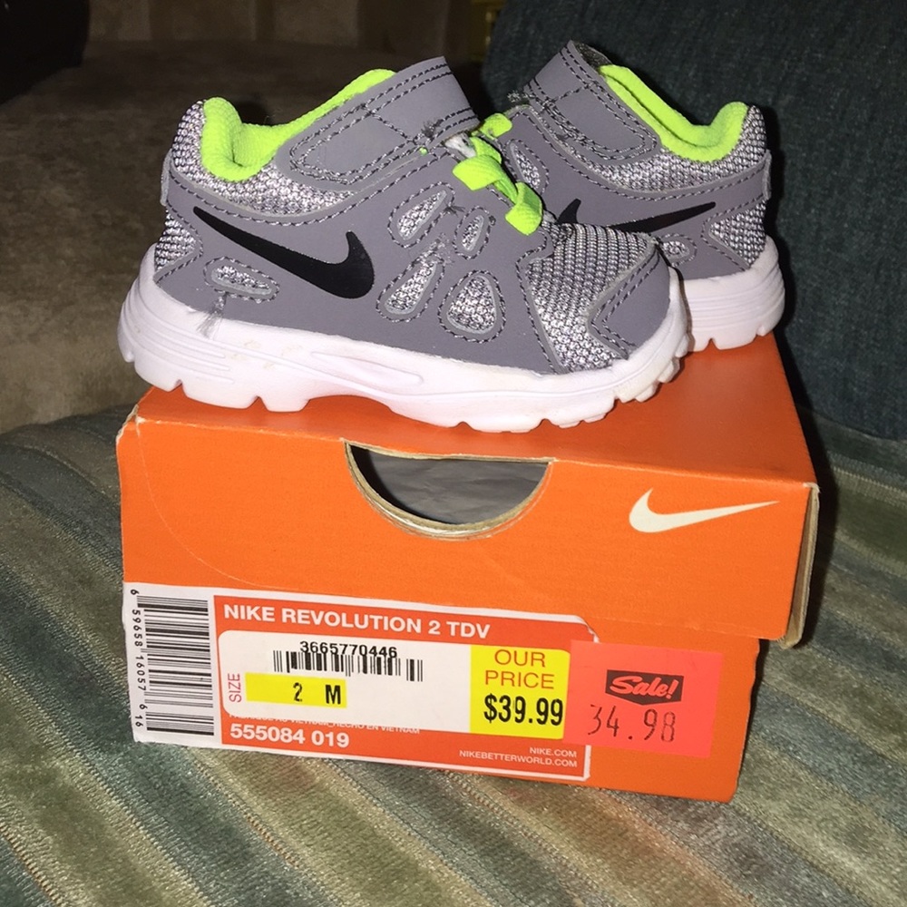 Nike Infant baby shoes New!
